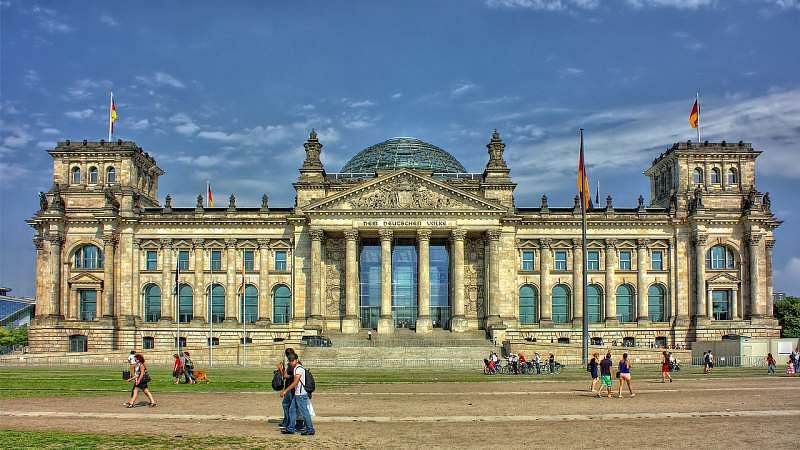 is german hard to learn? berlin reichstag