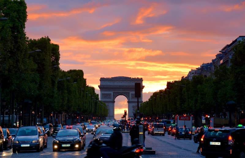 arc de triomphe paris france